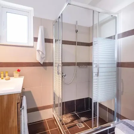 Blue View * Tsoukaládhes