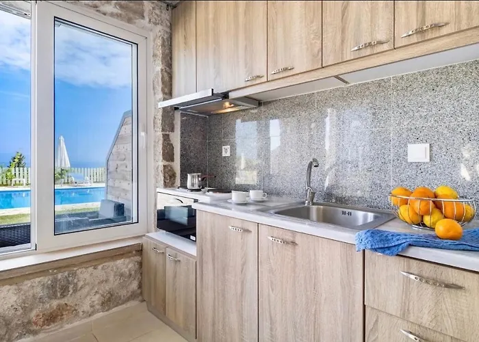 Blue View * Tsoukaládhes